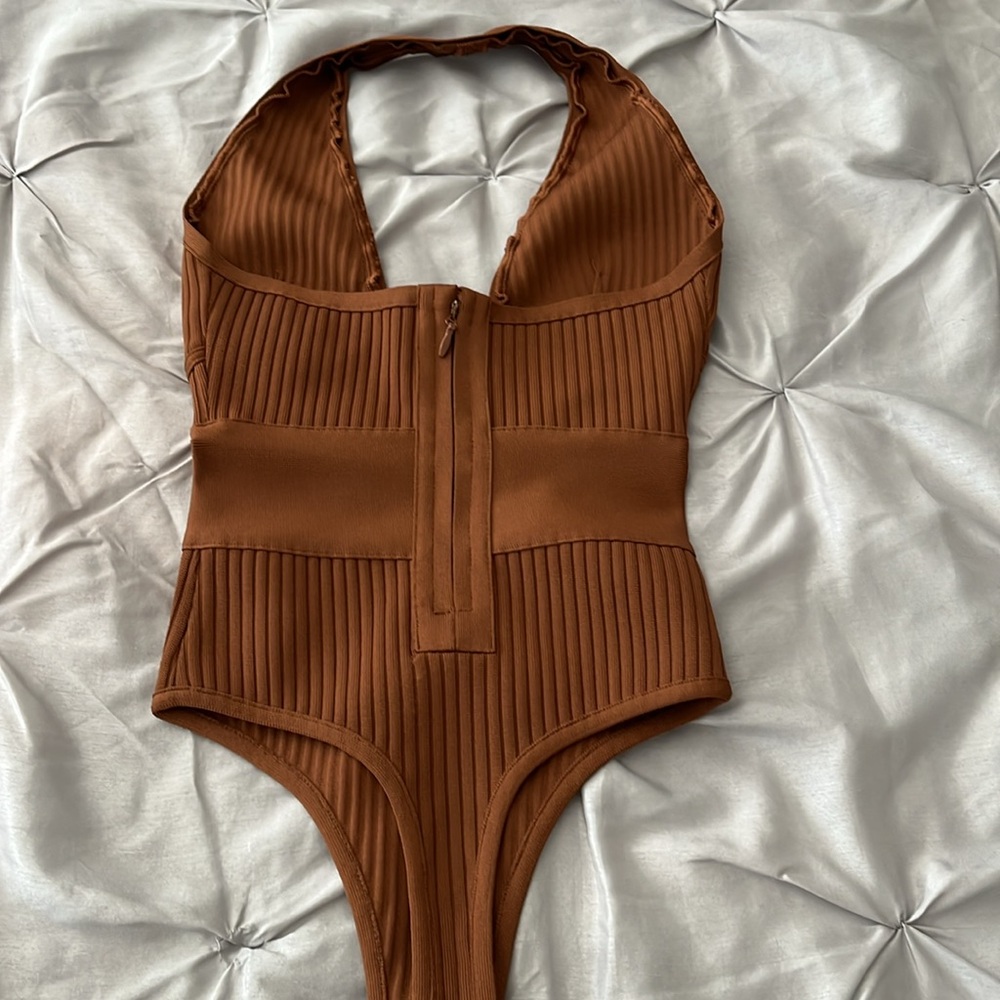 Brown Ribbed Halter Bodysuit - Picture 4 of 4